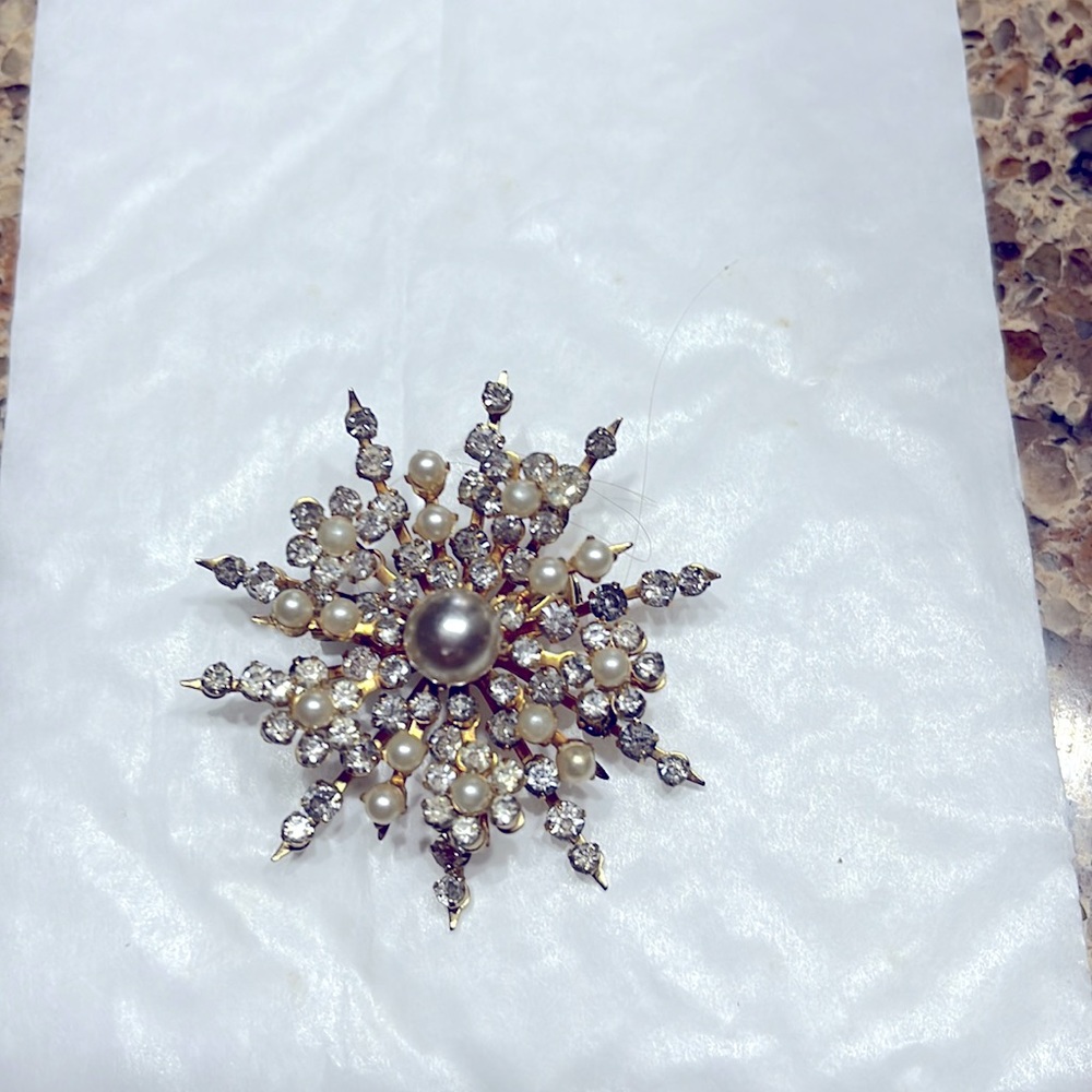 Vintage signed CORO brooch